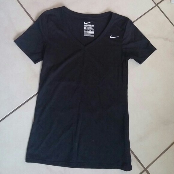 Nike Tops - Nike Dri-Fit Tee